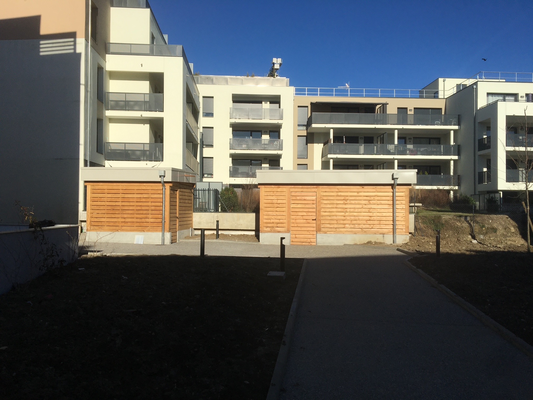 Abri vélo Viry Charpente en construction MCZ BOIS